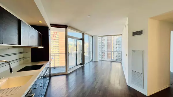 45 Charles ST E #1112, Toronto C08, ON M4Y 0B8