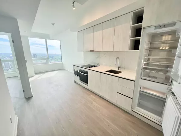 Toronto C01, ON M4Y 0J5,8 Wellesley ST W #5308