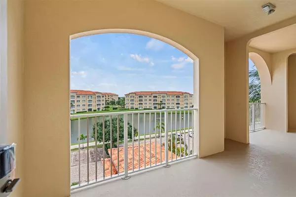 Fort Pierce, FL 34949,7 Harbour Isle Dr #PH04