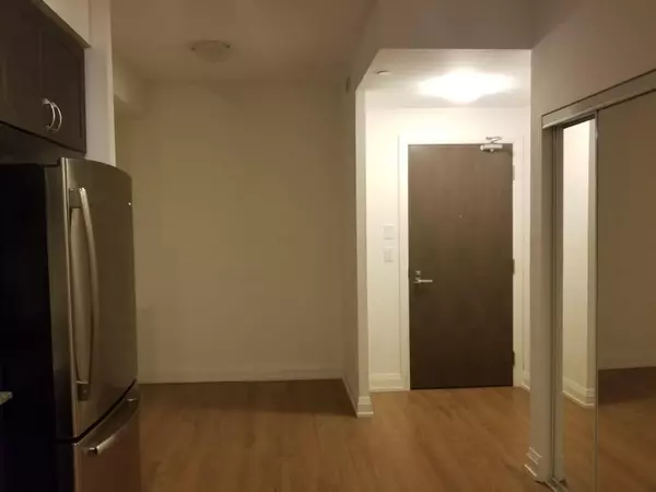 Markham, ON L3T 0C5,7171 Yonge ST #2412