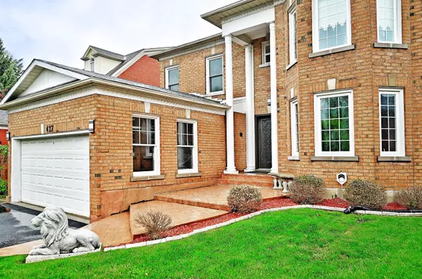 Richmond Hill, ON L4C 7X4,427 Mill ST