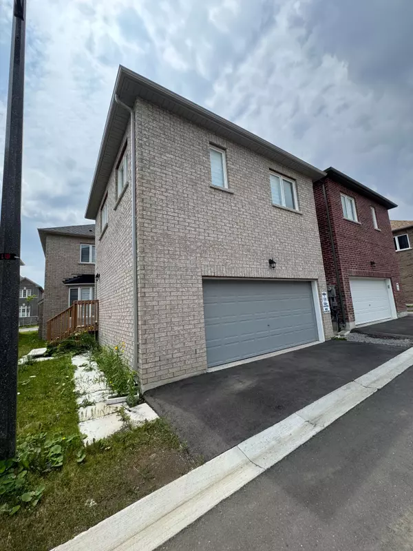 8 Waterleaf RD #Coach, Markham, ON L6B 1N9