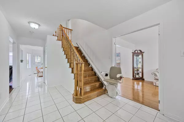 Barrie, ON L4N 6X9,132 James ST