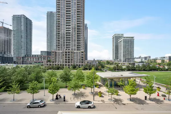 Mississauga, ON L5B 4N1,350 Princess Royal DR #405
