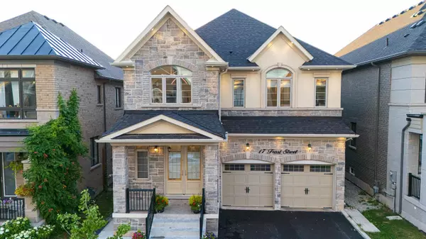 17 Frost ST, Brampton, ON L6X 5R3