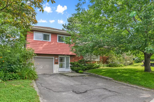 1244 Joyce CRES, Belair Park - Copeland Park And Area, ON K2C 2M9