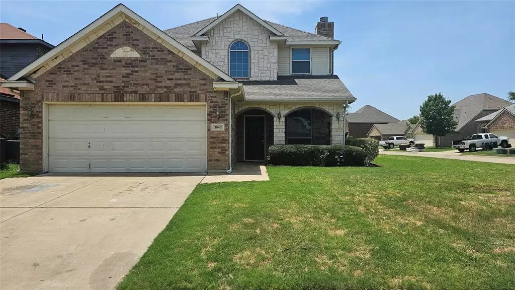 3049 Trinity Lakes Drive, Fort Worth, TX 76053