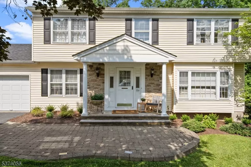 15 Phyllis Ct, Wayne Twp., NJ 07470