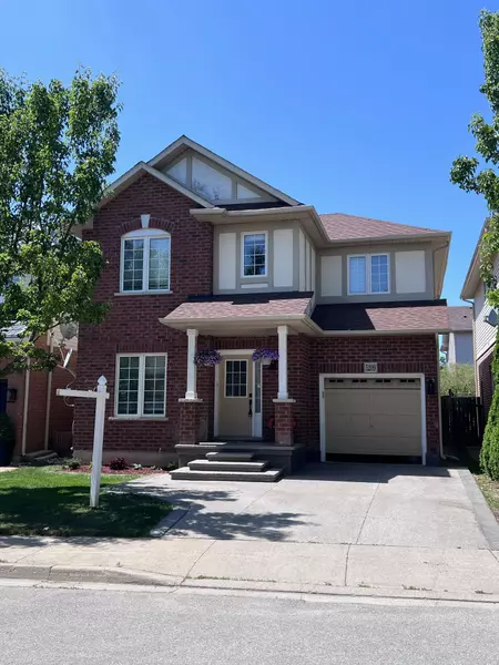 5209 Danielle DR, Burlington, ON L7L 7L1