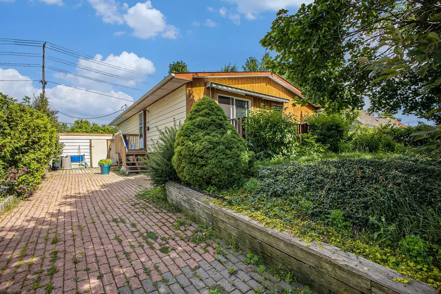 2639 Ayers AVE, Hunt Club - South Keys And Area, ON K1V 7W7