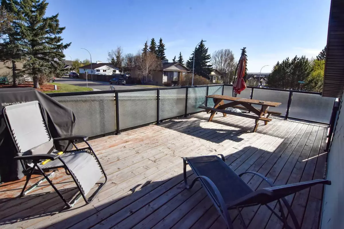 Airdrie, AB T4B 1B6,106 Eldorado RD SE