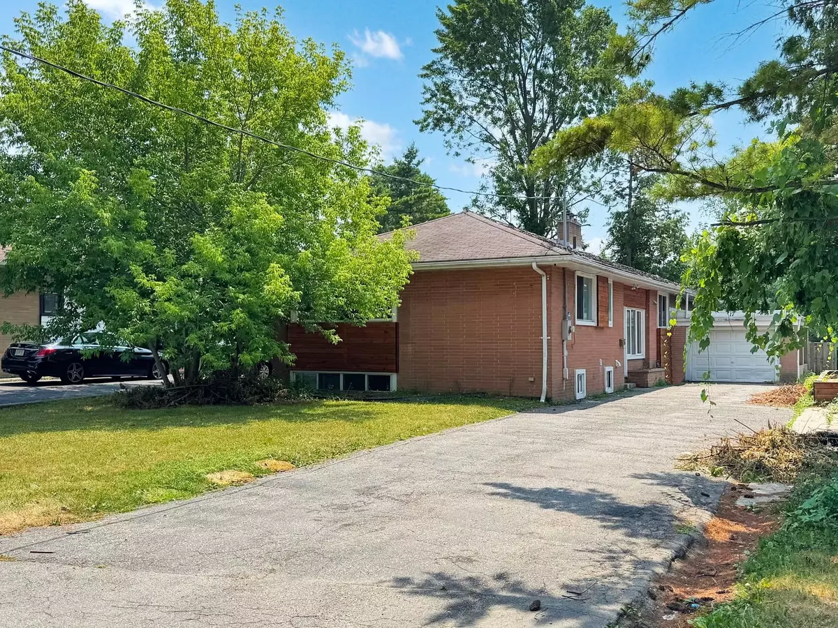 Toronto E05, ON M1T 1C3,17 Dobbin RD #main