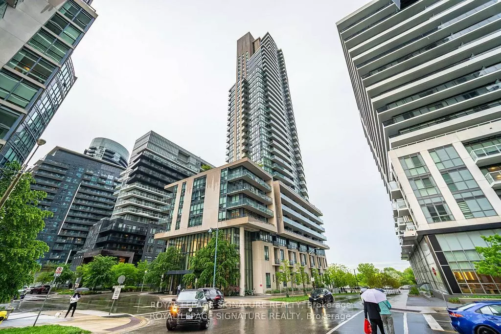 Toronto W06, ON M8V 0C4,59 Annie Craig DR #1202