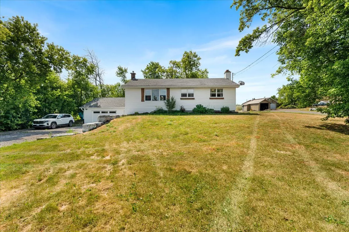 Tyendinaga, ON K0K 2V0,594 Shannon RD