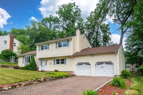 Wayne Twp., NJ 07470,15 Coventry Rd