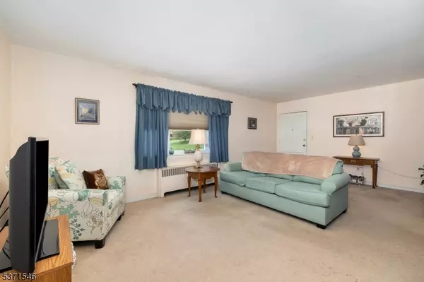Springfield Twp., NJ 07081,88D Troy Dr #88D