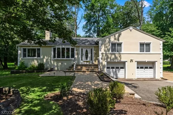 531 Mountain Ave, North Caldwell Boro, NJ 07006