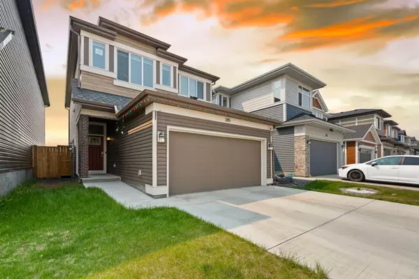 385 Corner Meadows WAY NE, Calgary, AB T3N 1Y6