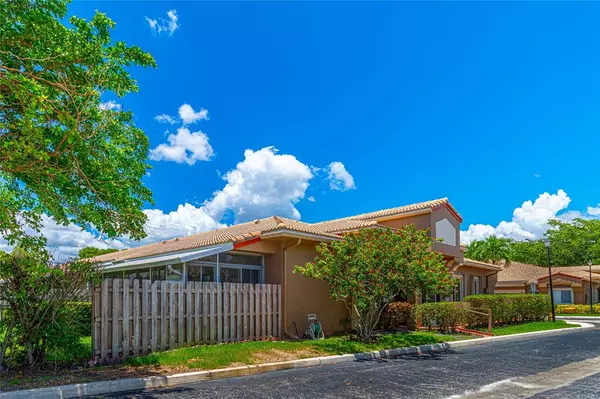 Tamarac, FL 33321,10152 Lombardy Dr #10152