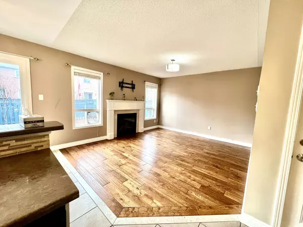 Burlington, ON L7L 6W7,542 Delphine DR