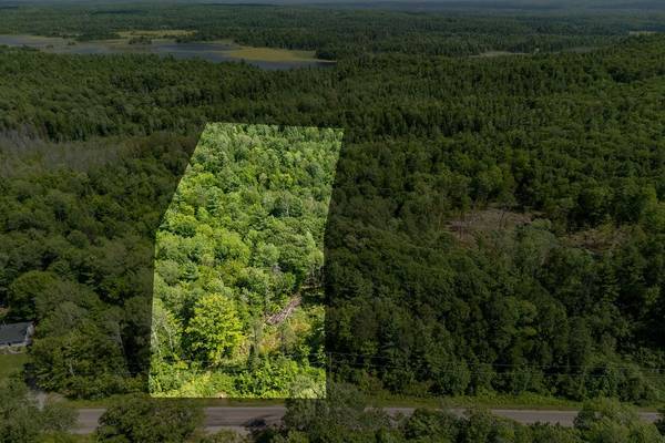 1042 McGrath RD, Bonnechere Valley, ON K0J 1T0