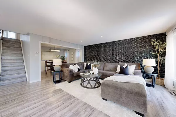 Peterborough West, ON K9K 2P1,1749 Keppler CRES