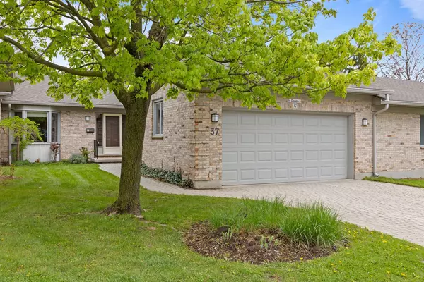 14 Doon DR #37, London North, ON N5X 3P1