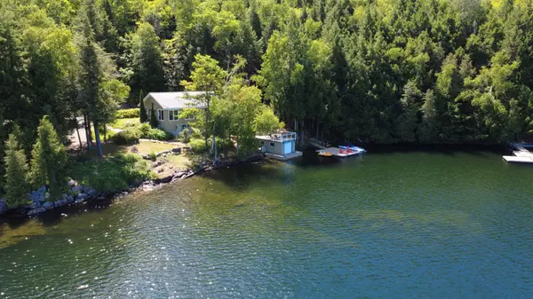 55 Kingfisher LN, North Kawartha, ON K0L 1A0