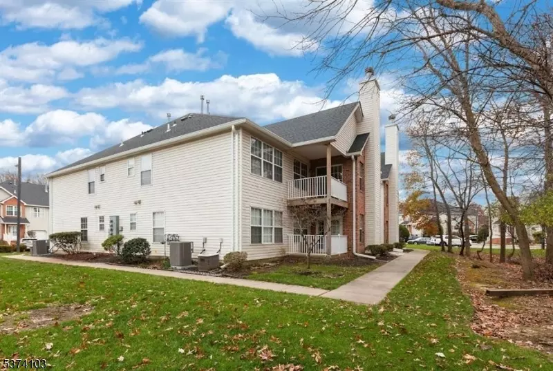 231 Vasser Dr, Piscataway Twp., NJ 08854