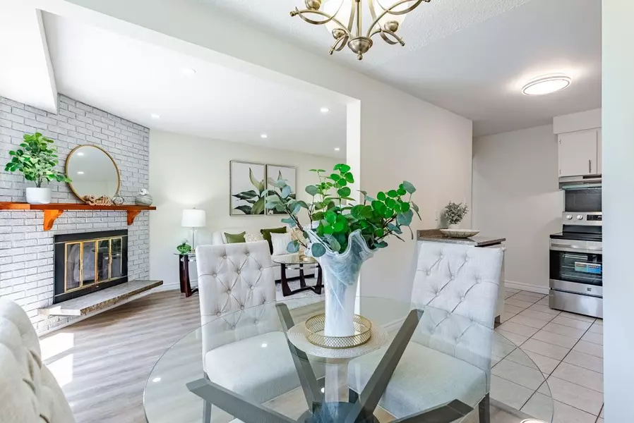 3339 Council Ring RD, Mississauga, ON L5L 2A9