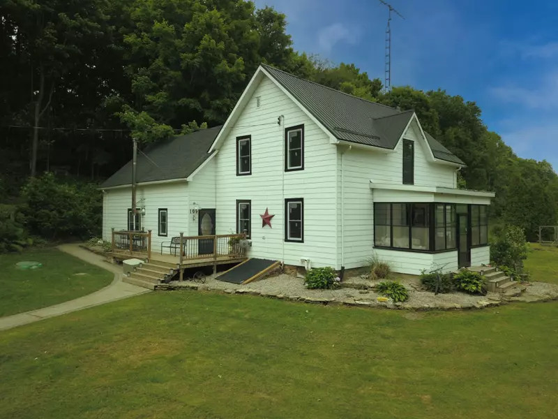 109 Quabbin RD W, Leeds And The Thousand Islands, ON K0E 1R0