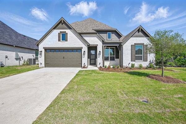 2230 Pedernales Lane, Waxahachie, TX 75165