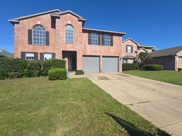 8313 French Quarter Lane, Fort Worth, TX 76123