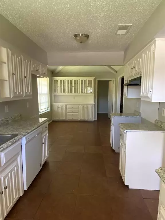 Desoto, TX 75115,1033 Rosewood Drive