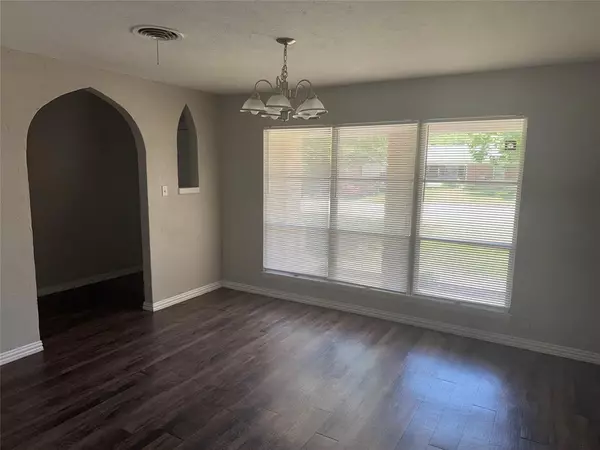 North Richland Hills, TX 76117,3609 Sheridon