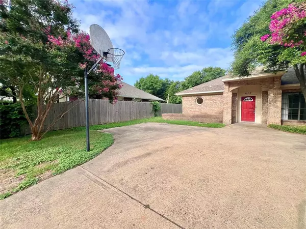 Duncanville, TX 75116,1107 Rita Lane
