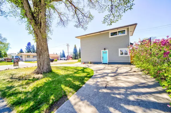 Lethbridge, AB T1K 1E3,1923 19 AVE S