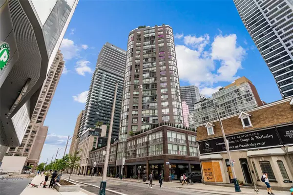 Toronto C01, ON M4Y 2X6,24 Wellesley ST W #1407