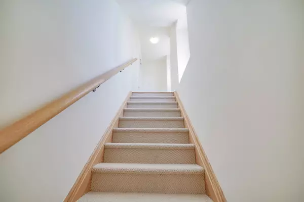 Toronto E11, ON M1B 0E8,145 Tapscott RD #4