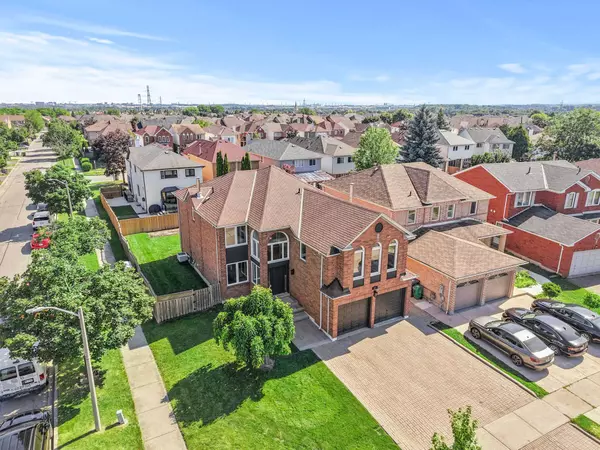 Brampton, ON L6Y 4J2,41 Duggan DR