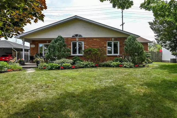 3025 Linton RD, Billings Bridge - Riverside Park And Area, ON K1V 8H1