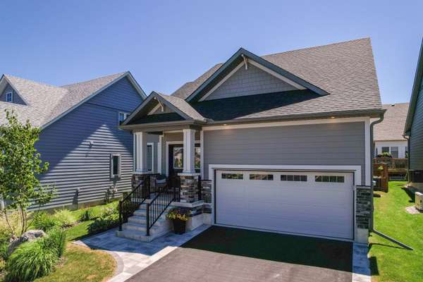 104 CLIPPERS LN, Blue Mountains, ON N0H 2P0