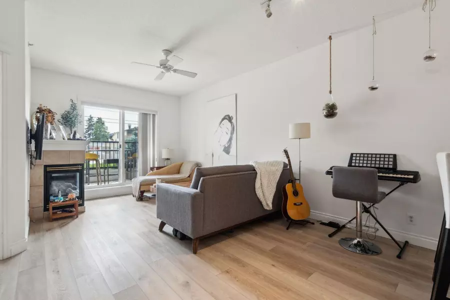 2134 Kensington RD NW #103, Calgary, AB T2N3R7