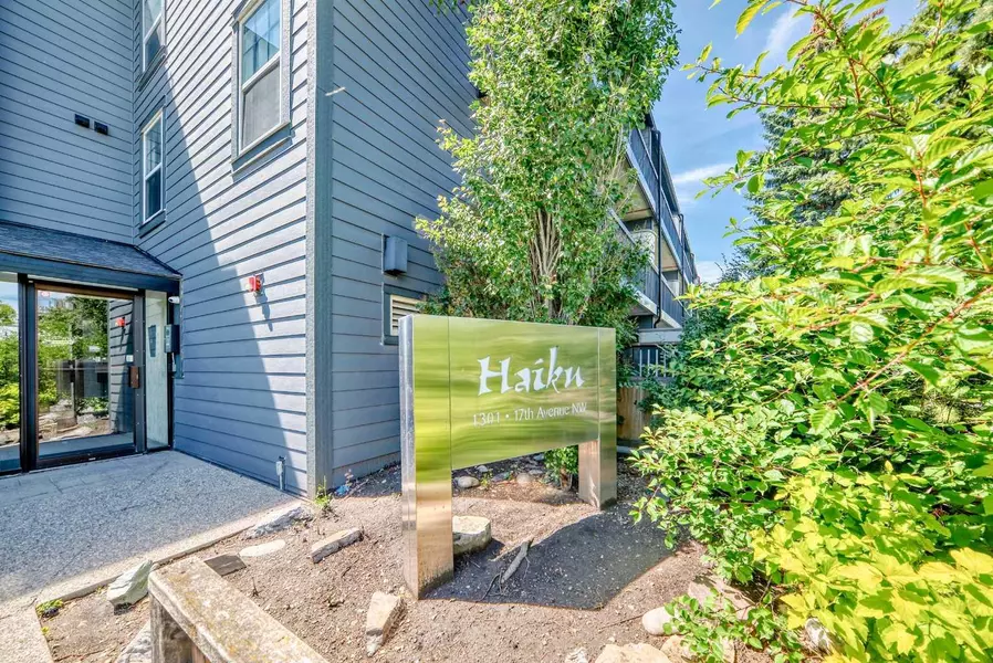 1301 17 AVE NW #206, Calgary, AB T2M 0R2