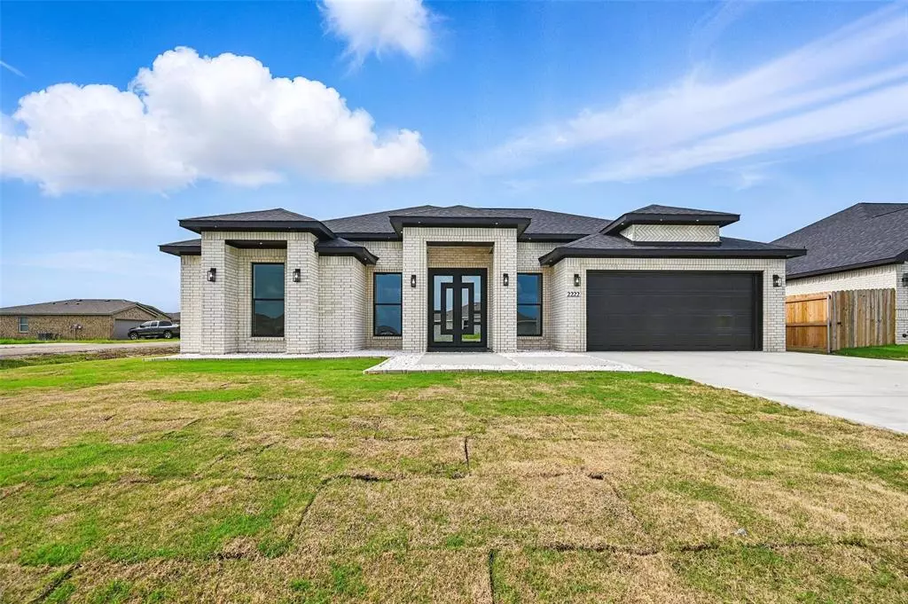 Mabank, TX 75147,2222 Samuel Street