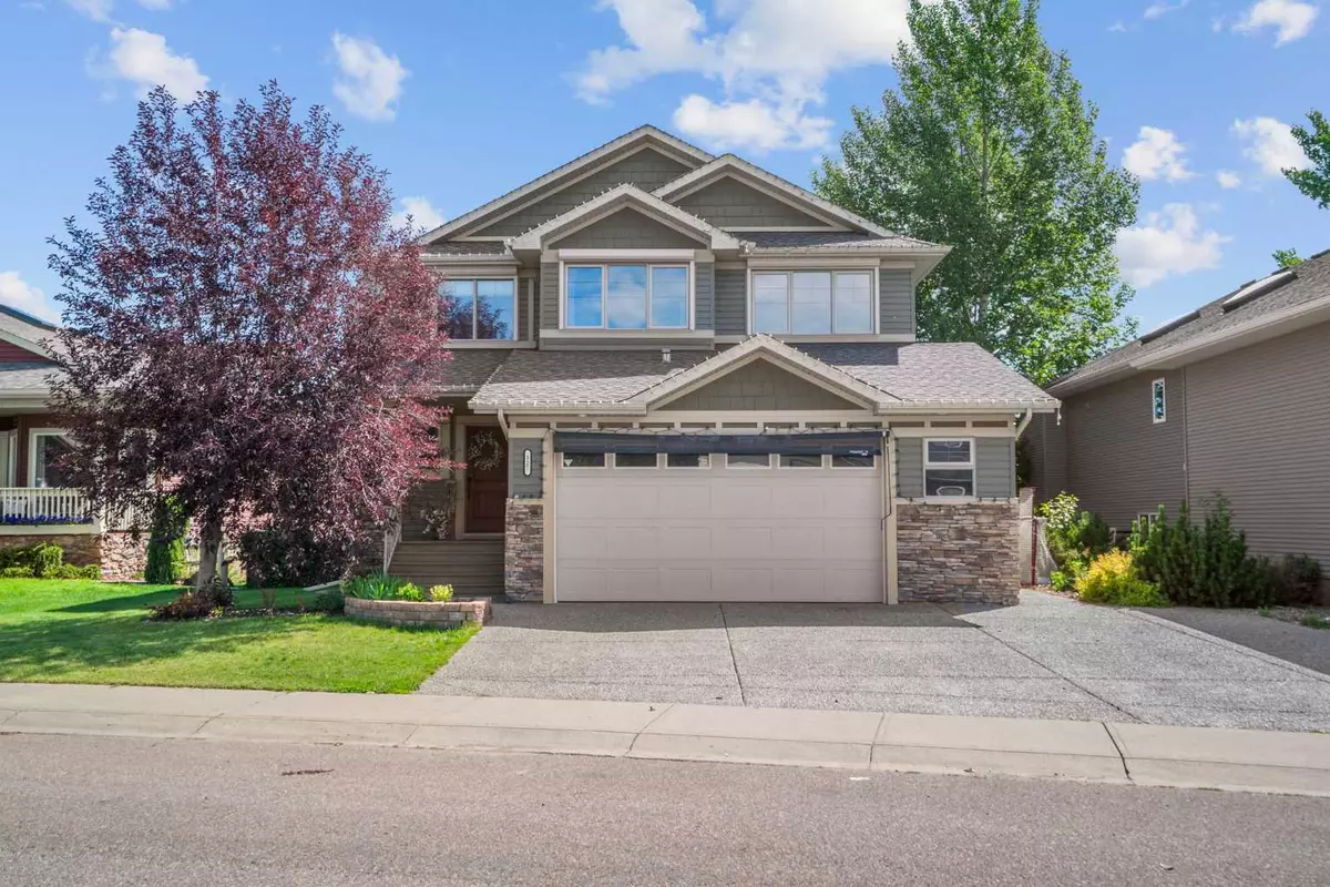 Strathmore, AB T1P 0A3,127 Hillcrest BLVD