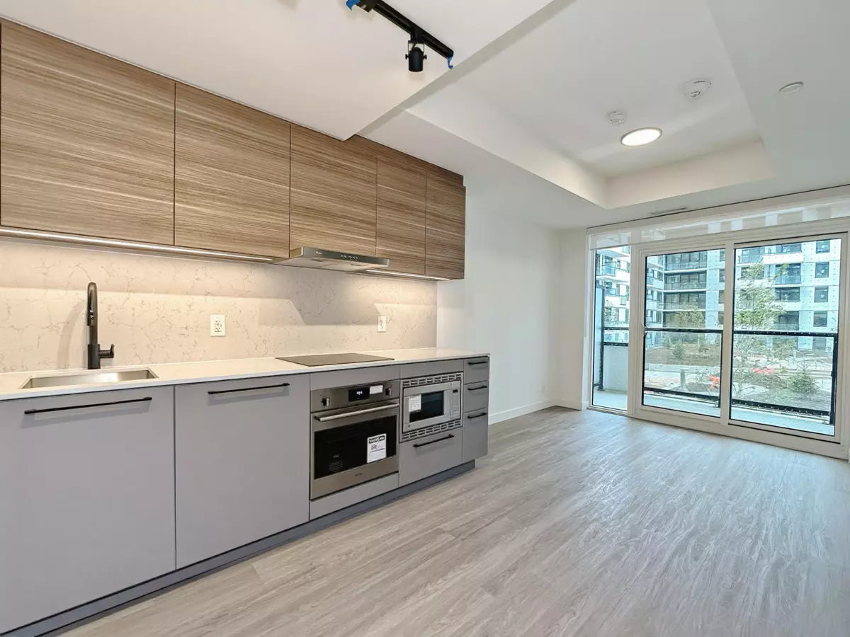 Toronto E02, ON M4L 0B7,1050 Eastern AVE #441