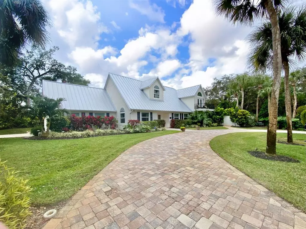 Vero Beach, FL 32963,1460 Club Dr