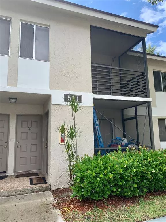Pompano Beach, FL 33069,511 Gardens Dr #204