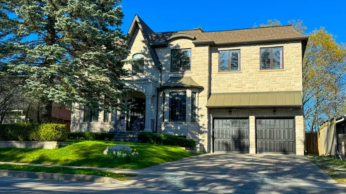 Richmond Hill, ON L4E 2X3,19 Parker AVE